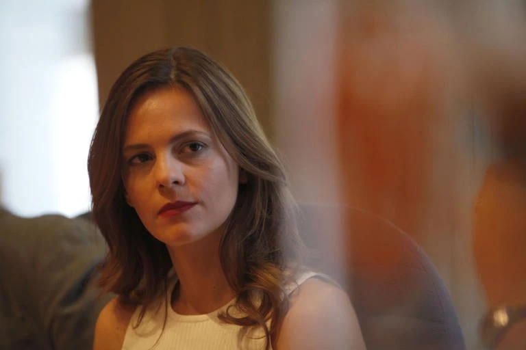 Αχτσιόγλου: Μέτρα για άνεργους, συνταξιούχους, εργαζόμενους, παιδιά, οικογένειες πυρόπληκτων (βίντεο)